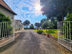 Belle gasconne entièrement rénovée à quelques minutes de Marciac.