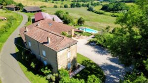 Belle maison de maitre de 512 m² et ses dépendances sur les coteaux gersois