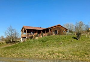 Deux maisons bois vue Pyrénées !